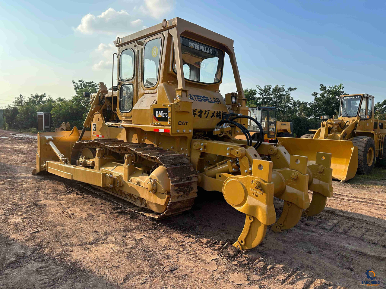 CATERPILLAR D7G - Buldózer: 5 kép. CATERPILLAR D7G - Buldózer: 5 kép.