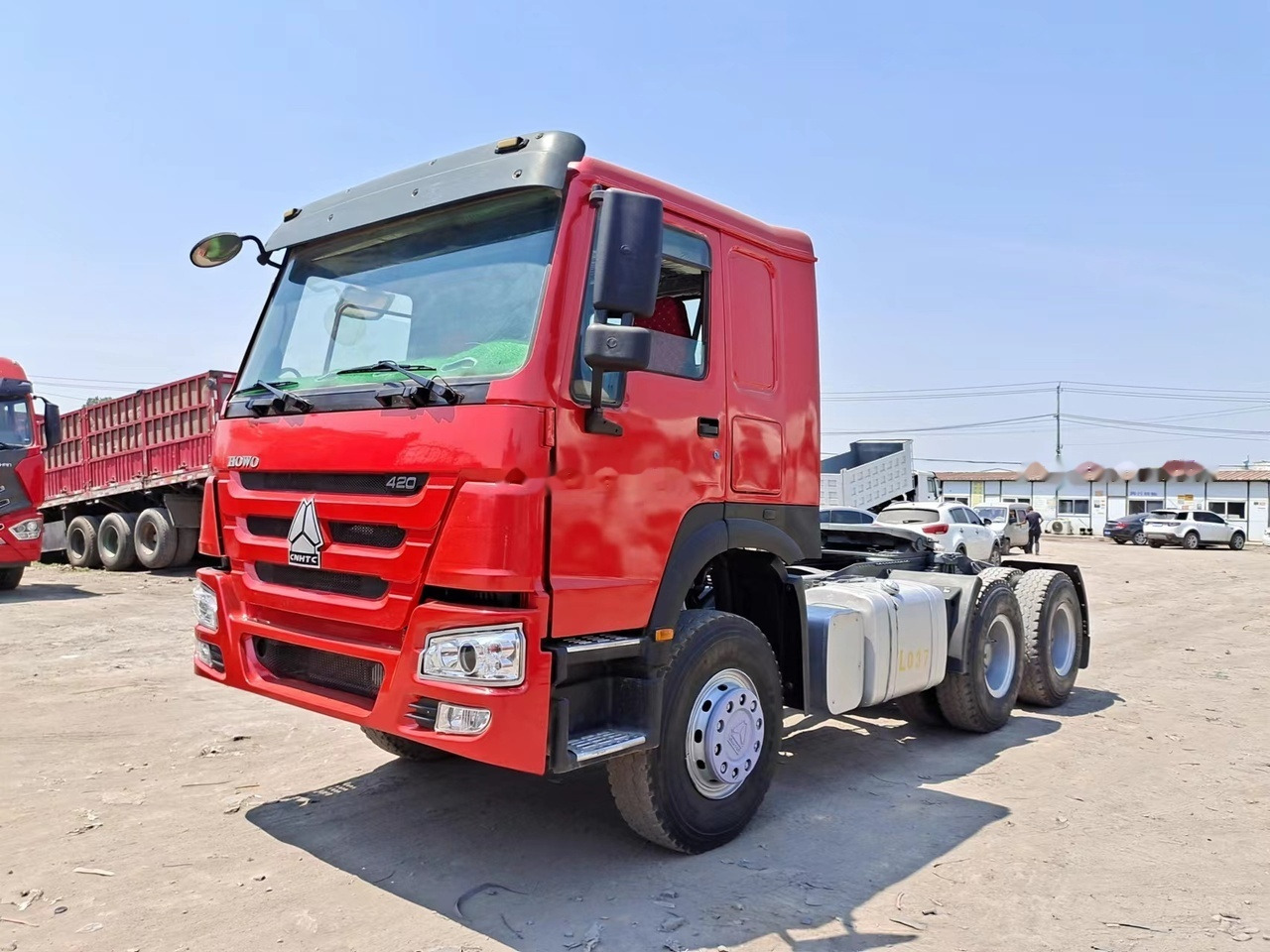 SINOTRUK Howo tractor unit 420hp 6x4 - Nyergesvontató: 1 kép. SINOTRUK Howo tractor unit 420hp 6x4 - Nyergesvontató: 1 kép.