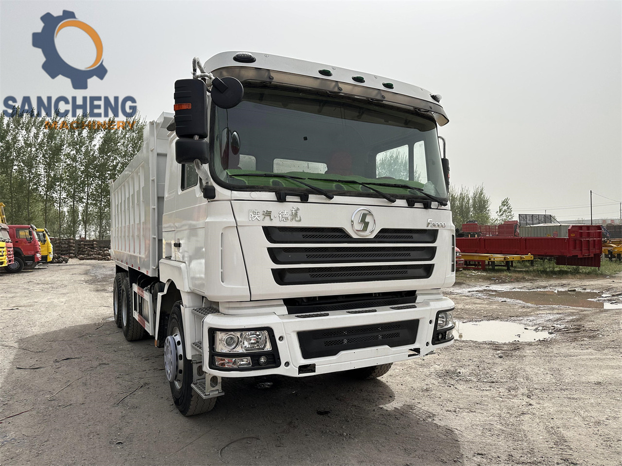 Shacman F3000 Dump truck - Billenőplatós teherautó: 1 kép. Shacman F3000 Dump truck - Billenőplatós teherautó: 1 kép.