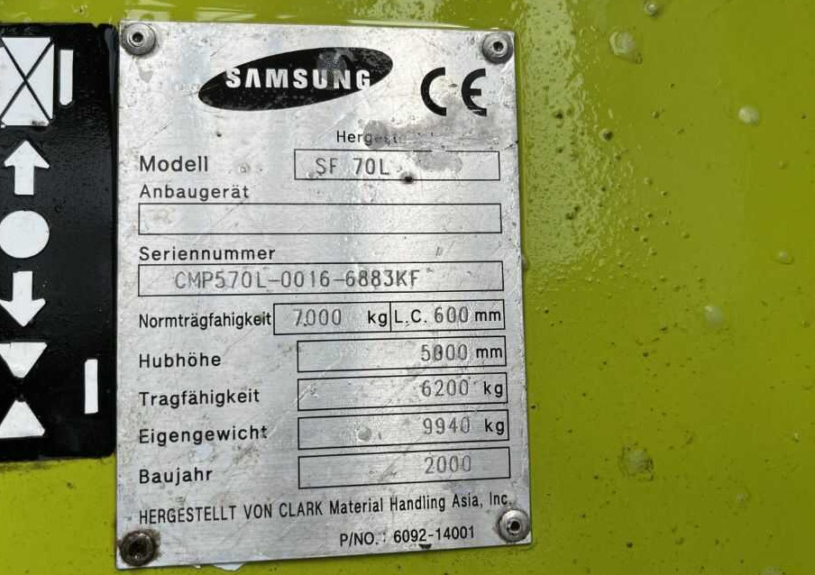 Clark SF70L - Gázüzemű targonca: 4 kép. Clark SF70L - Gázüzemű targonca: 4 kép.
