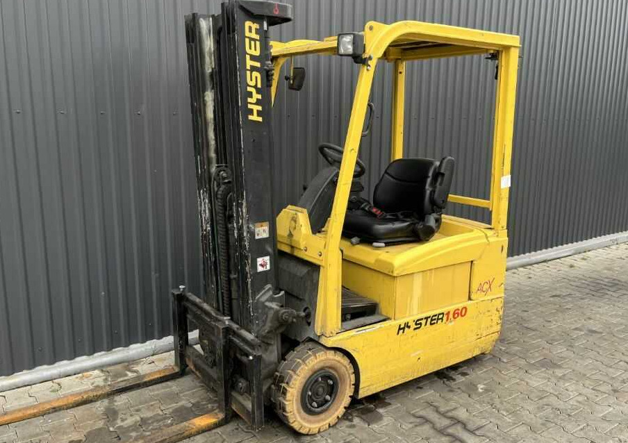 Hyster J1.6XMT - Elektromos targonca: 1 kép. Hyster J1.6XMT - Elektromos targonca: 1 kép.