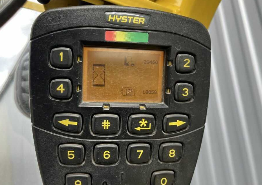 Hyster J3.0XN - Elektromos targonca: 5 kép. Hyster J3.0XN - Elektromos targonca: 5 kép.