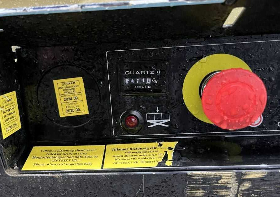 JLG 4045R - Ollós emelő: 5 kép. JLG 4045R - Ollós emelő: 5 kép.