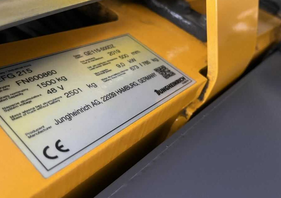 Jungheinrich EFG215 - Elektromos targonca: 4 kép. Jungheinrich EFG215 - Elektromos targonca: 4 kép.