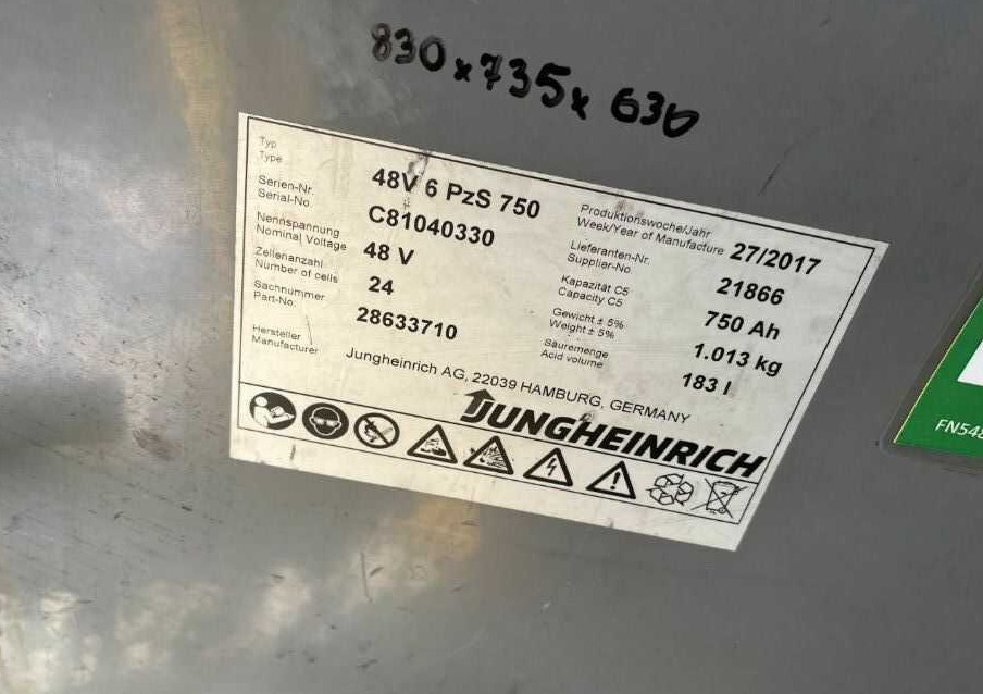 Jungheinrich EFG220 - Elektromos targonca: 5 kép. Jungheinrich EFG220 - Elektromos targonca: 5 kép.