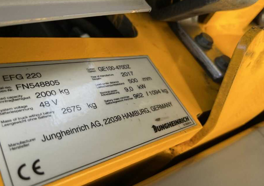 Jungheinrich EFG220 - Elektromos targonca: 4 kép. Jungheinrich EFG220 - Elektromos targonca: 4 kép.