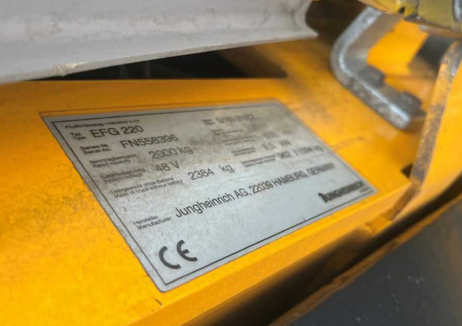 Jungheinrich EFG220 - Elektromos targonca: 5 kép. Jungheinrich EFG220 - Elektromos targonca: 5 kép.