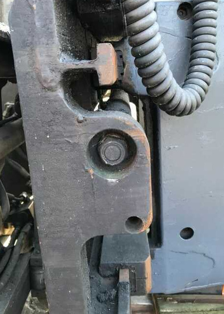 Kaup 2T414-1, Kartonklammer - Bálafogó - Anyagmozgató gép: 3 kép. Kaup 2T414-1, Kartonklammer - Bálafogó - Anyagmozgató gép: 3 kép.