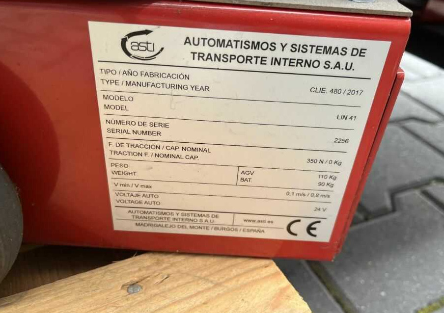 Linde C-matic - Komissiózó targoncá: 4 kép. Linde C-matic - Komissiózó targoncá: 4 kép.