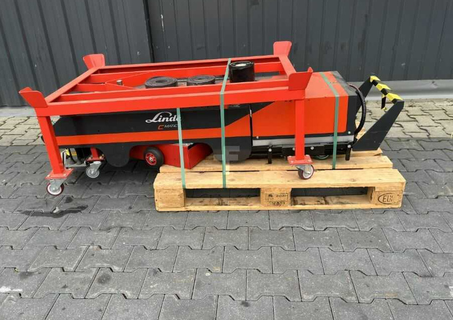 Linde C-matic - Komissiózó targoncá: 2 kép. Linde C-matic - Komissiózó targoncá: 2 kép.