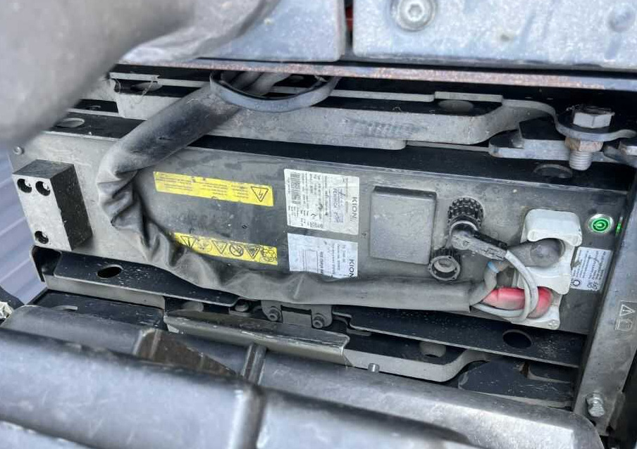 Linde D12HPSP - Emelőtargoncá: 5 kép. Linde D12HPSP - Emelőtargoncá: 5 kép.