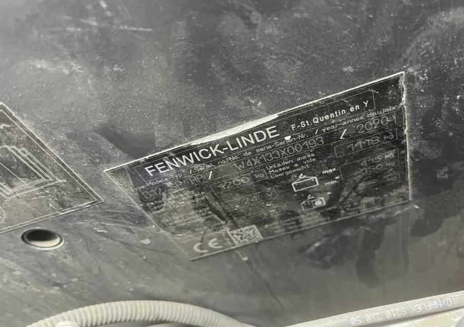 Linde D12SPHP - Emelőtargoncá: 4 kép. Linde D12SPHP - Emelőtargoncá: 4 kép.