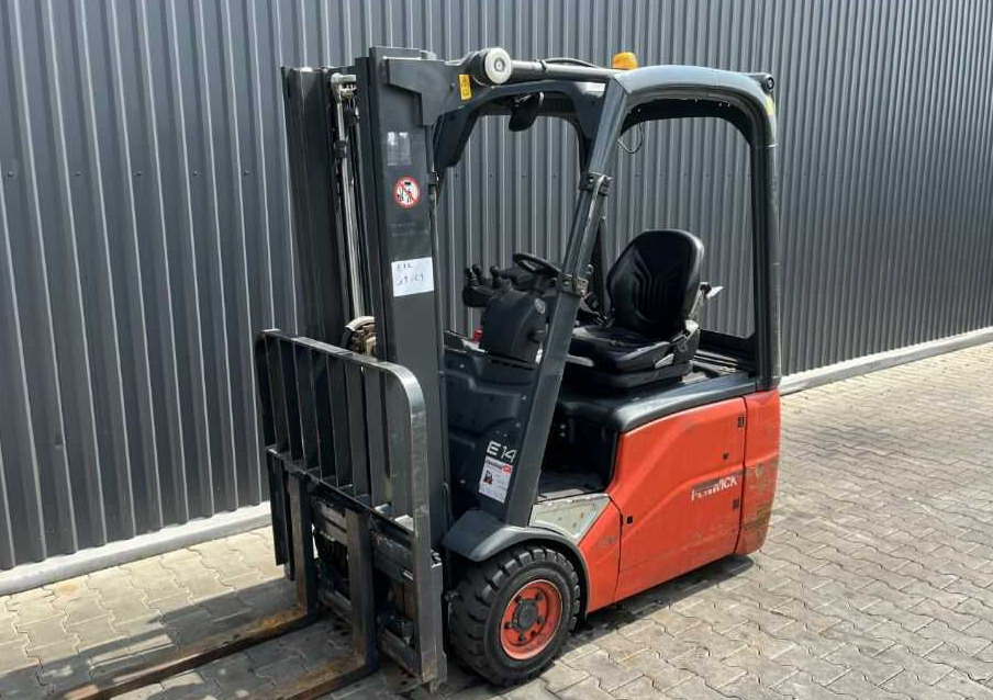 Linde E14-01 - Elektromos targonca: 1 kép. Linde E14-01 - Elektromos targonca: 1 kép.
