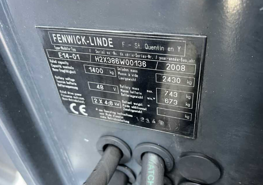 Linde E14-01 - Elektromos targonca: 4 kép. Linde E14-01 - Elektromos targonca: 4 kép.