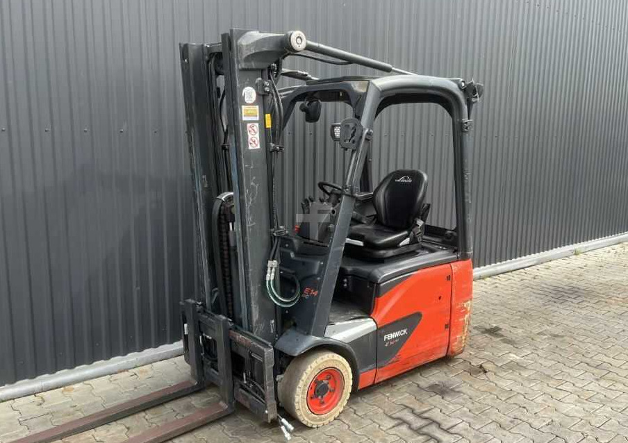 Linde E14-02 - Elektromos targonca: 1 kép. Linde E14-02 - Elektromos targonca: 1 kép.