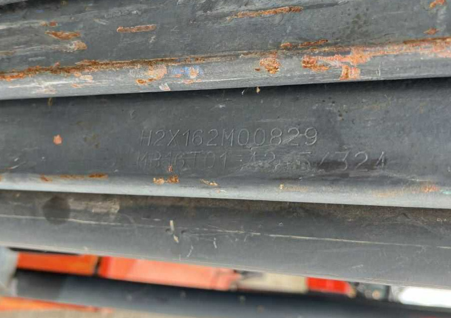 Linde E15 - Elektromos targonca: 5 kép. Linde E15 - Elektromos targonca: 5 kép.
