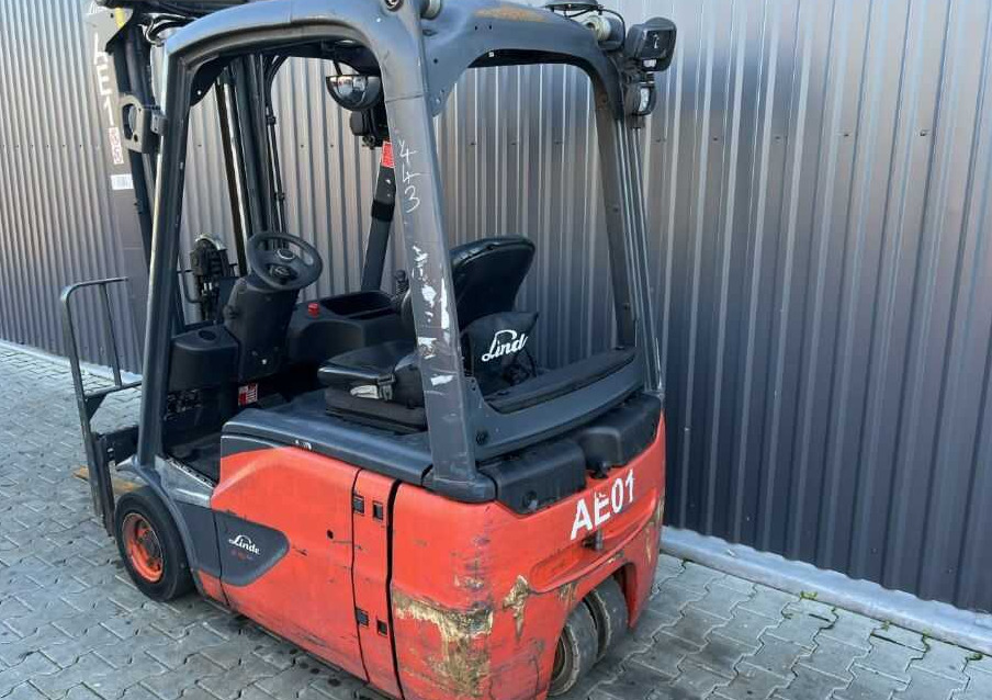 Linde E16-02 - Elektromos targonca: 3 kép. Linde E16-02 - Elektromos targonca: 3 kép.