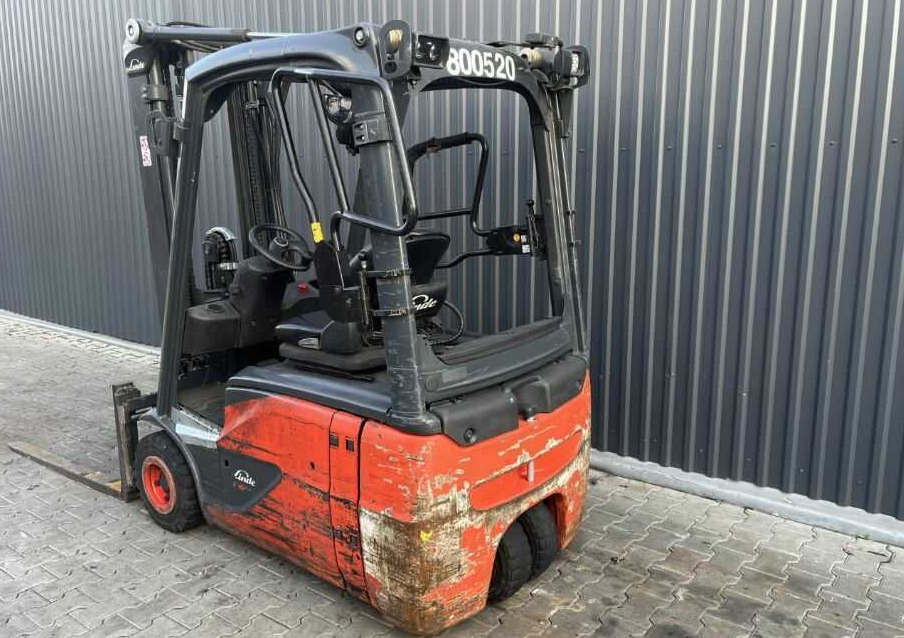 Linde E16-02 - Elektromos targonca: 3 kép. Linde E16-02 - Elektromos targonca: 3 kép.