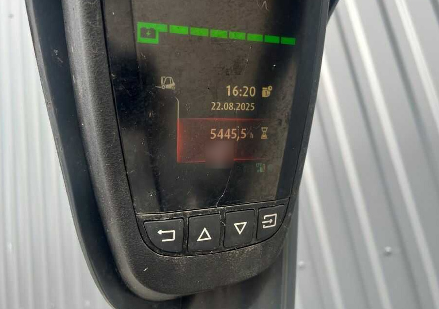 Linde E16-02 - Elektromos targonca: 5 kép. Linde E16-02 - Elektromos targonca: 5 kép.