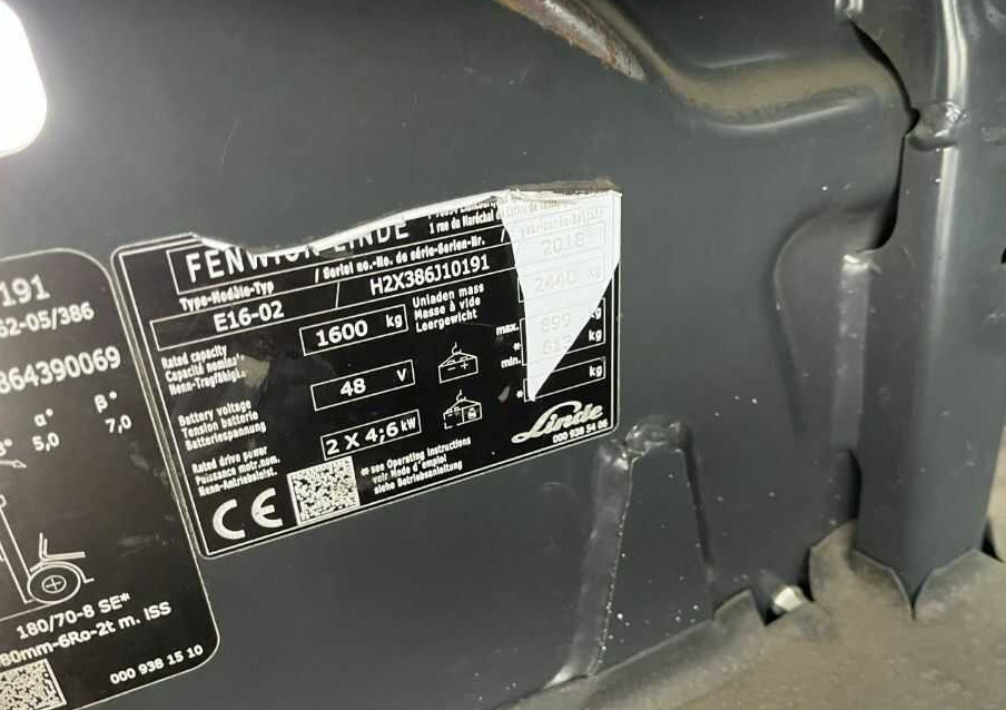 Linde E16-02 - Elektromos targonca: 2 kép. Linde E16-02 - Elektromos targonca: 2 kép.