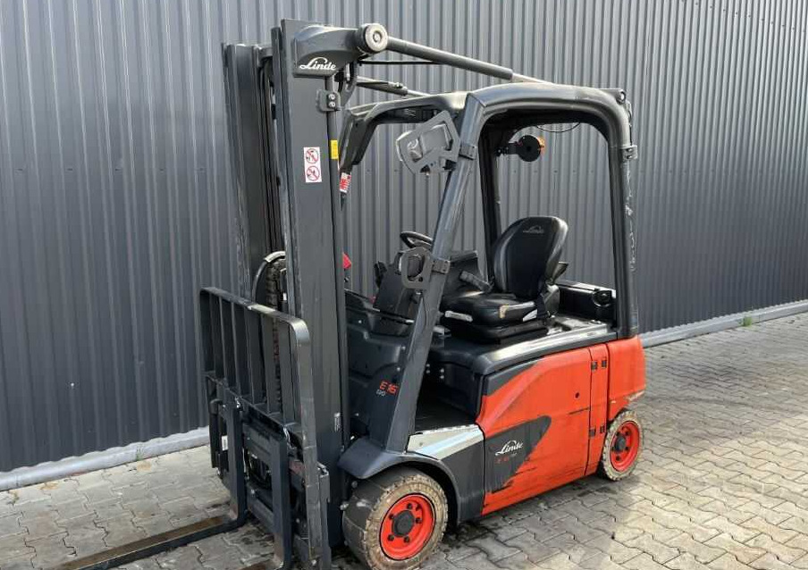 Linde E16P-02 - Elektromos targonca: 1 kép. Linde E16P-02 - Elektromos targonca: 1 kép.