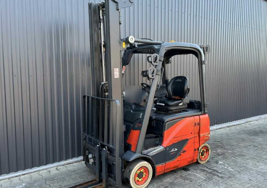 Linde E16PH-02 - Elektromos targonca: 1 kép. Linde E16PH-02 - Elektromos targonca: 1 kép.