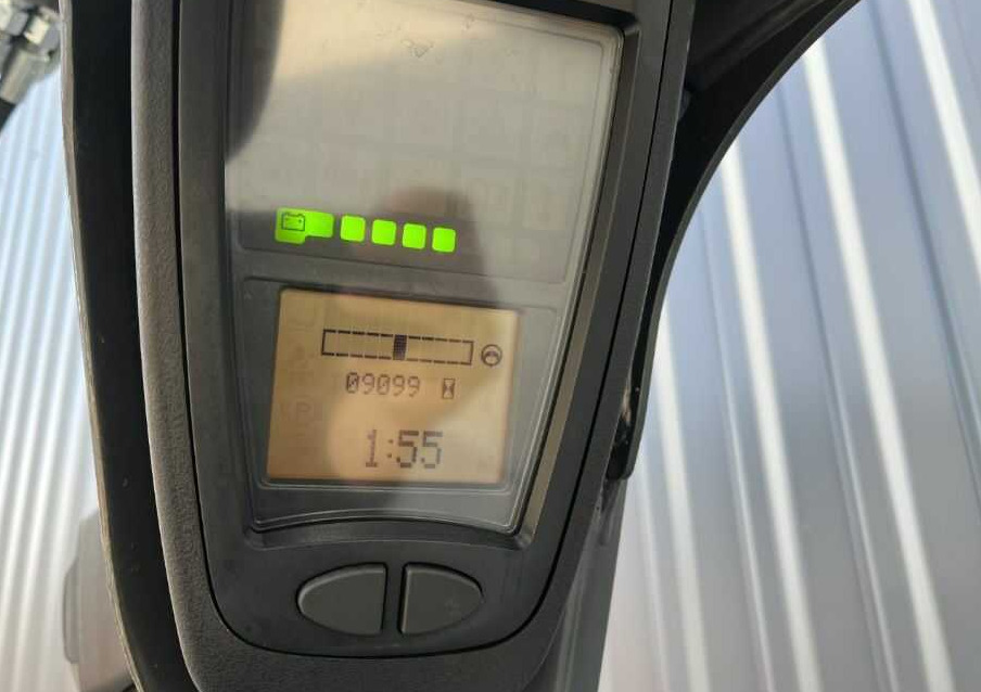 Elektromos targonca Linde E18-01: 6 kép.