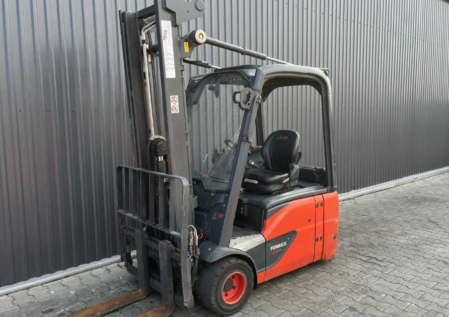 Linde E18-02 - Elektromos targonca: 1 kép. Linde E18-02 - Elektromos targonca: 1 kép.
