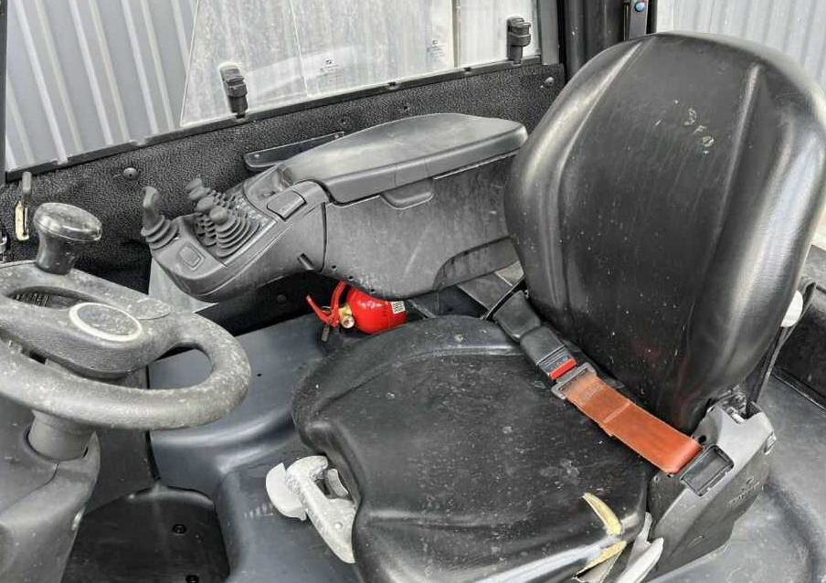 Elektromos targonca Linde E18-02: 9 kép.