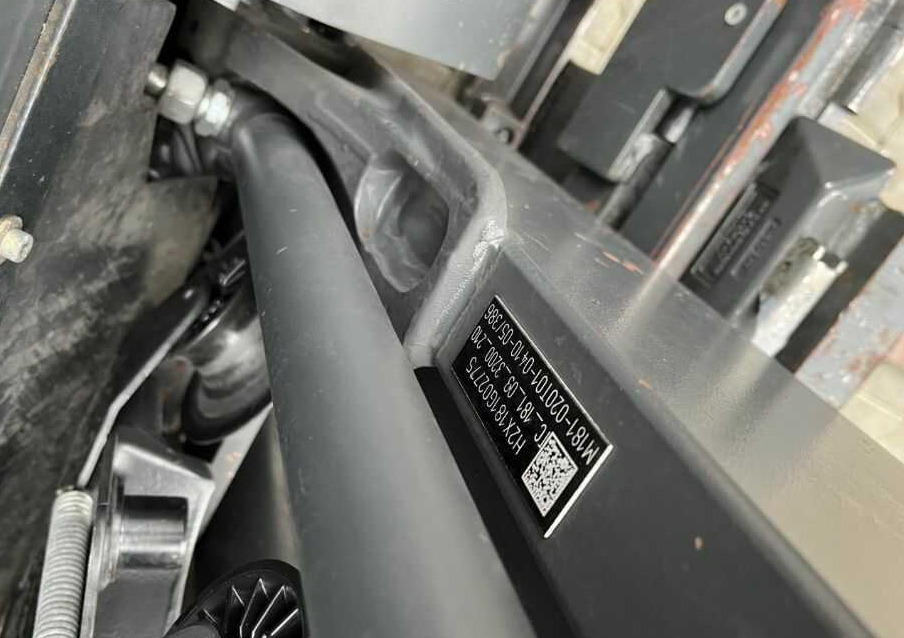 Linde E18-02 - Elektromos targonca: 5 kép. Linde E18-02 - Elektromos targonca: 5 kép.