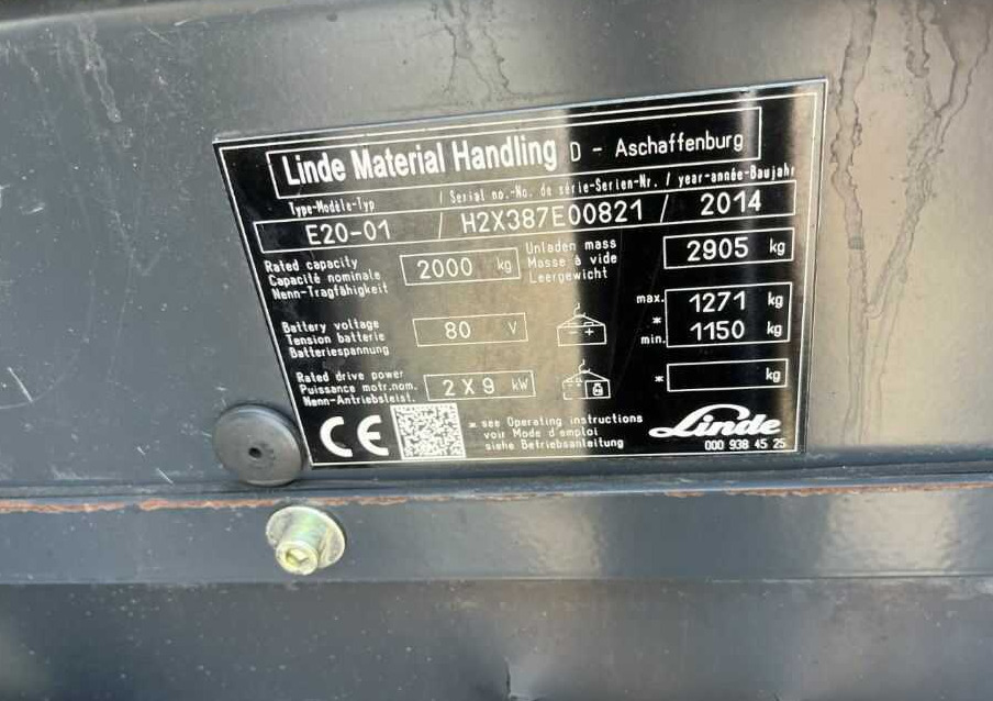 Linde E20-01 - Elektromos targonca: 4 kép. Linde E20-01 - Elektromos targonca: 4 kép.