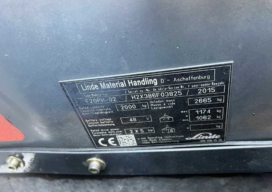 Linde E20PH-02 - Elektromos targonca: 4 kép. Linde E20PH-02 - Elektromos targonca: 4 kép.