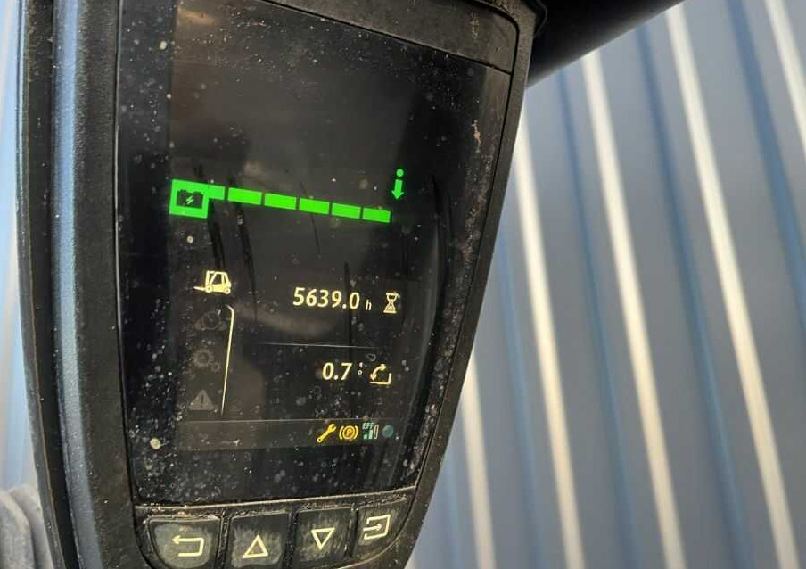 Linde E25L-01 - Elektromos targonca: 1 kép. Linde E25L-01 - Elektromos targonca: 1 kép.