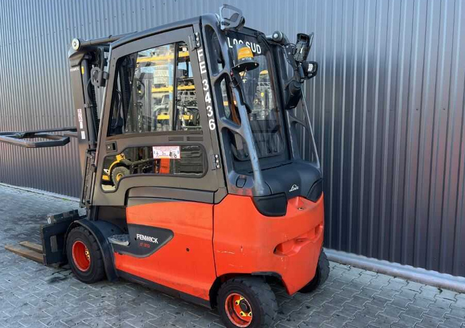 Linde E35HL-01 - Elektromos targonca: 3 kép. Linde E35HL-01 - Elektromos targonca: 3 kép.