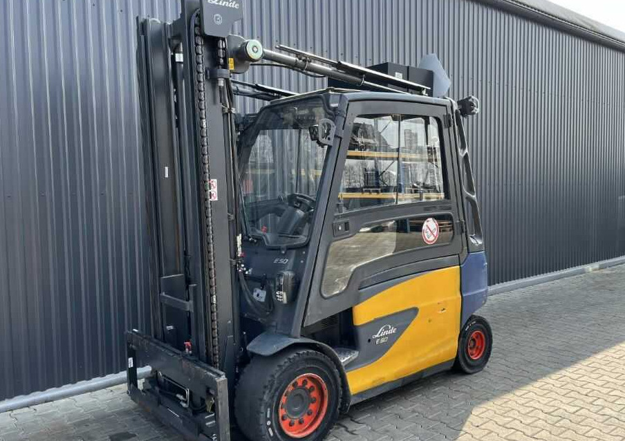 Linde E50HL-01/600 - Elektromos targonca: 1 kép. Linde E50HL-01/600 - Elektromos targonca: 1 kép.