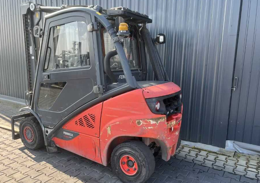 Linde H20D-02 - Dízel targonca: 3 kép. Linde H20D-02 - Dízel targonca: 3 kép.