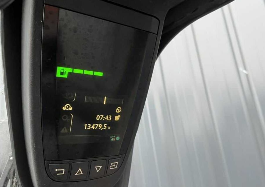 Linde H20T-01 - Gázüzemű targonca: 5 kép. Linde H20T-01 - Gázüzemű targonca: 5 kép.