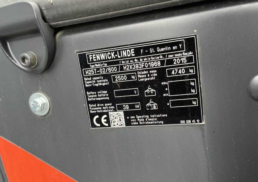 Linde H25T-02/600 - Gázüzemű targonca: 4 kép. Linde H25T-02/600 - Gázüzemű targonca: 4 kép.