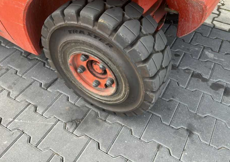 Linde H30D lízing Linde H30D: 9 kép. Linde H30D lízing Linde H30D: 9 kép.