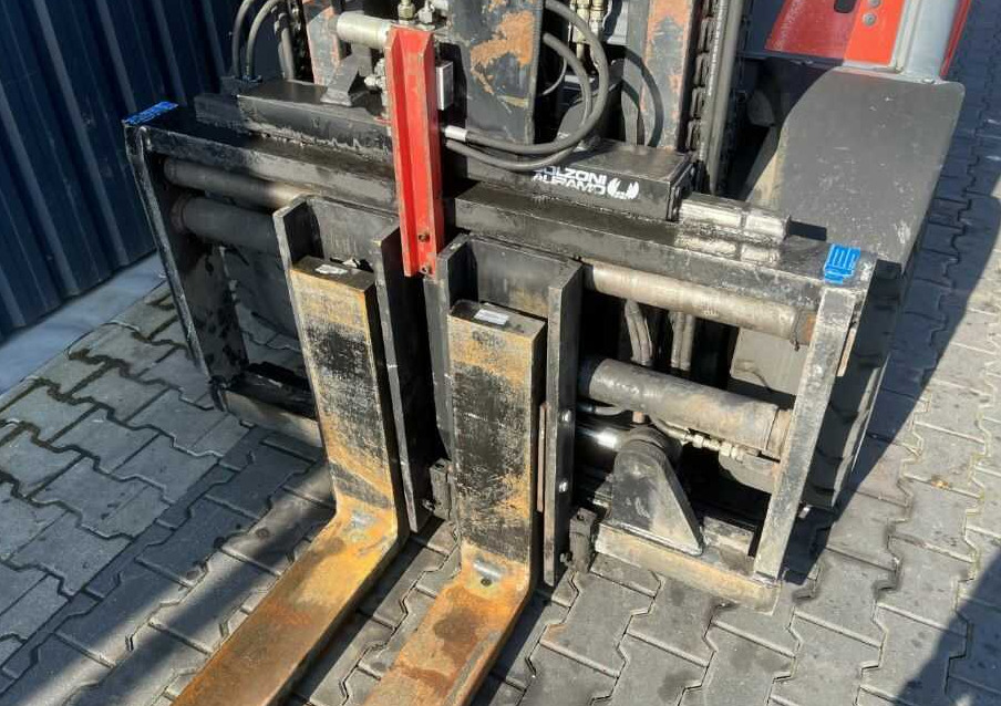 Linde H45T-01 - Gázüzemű targonca: 5 kép. Linde H45T-01 - Gázüzemű targonca: 5 kép.