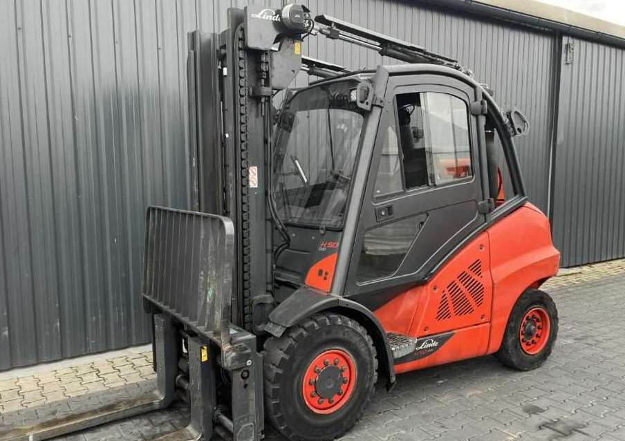 Linde H50T-02/600 - Gázüzemű targonca: 1 kép. Linde H50T-02/600 - Gázüzemű targonca: 1 kép.
