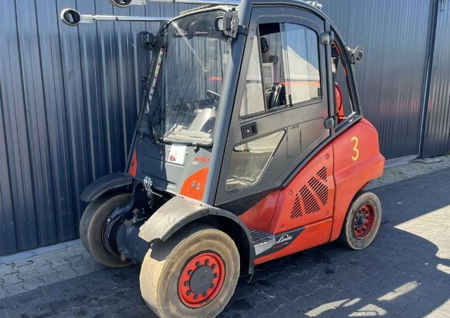 Linde H50T-02/600 - Gázüzemű targonca: 1 kép. Linde H50T-02/600 - Gázüzemű targonca: 1 kép.