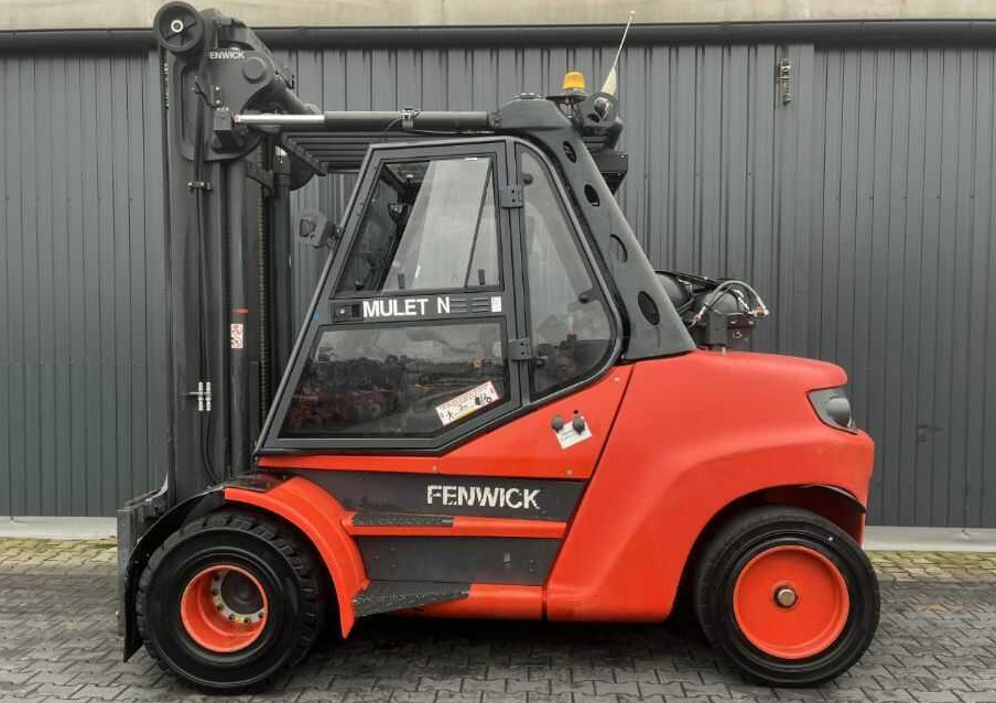 Linde H80T-02/900 - Gázüzemű targonca: 2 kép. Linde H80T-02/900 - Gázüzemű targonca: 2 kép.