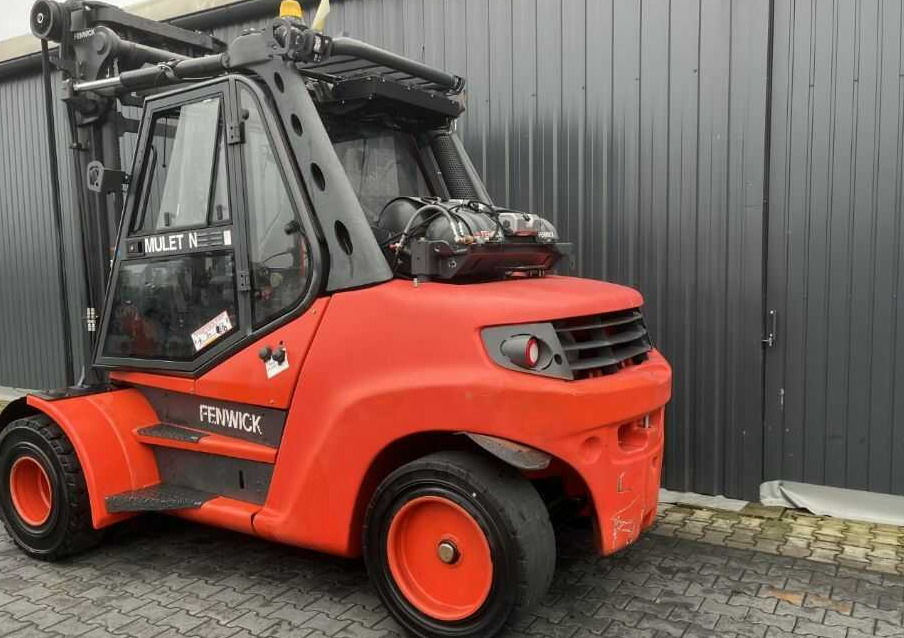 Linde H80T-02/900 - Gázüzemű targonca: 3 kép. Linde H80T-02/900 - Gázüzemű targonca: 3 kép.