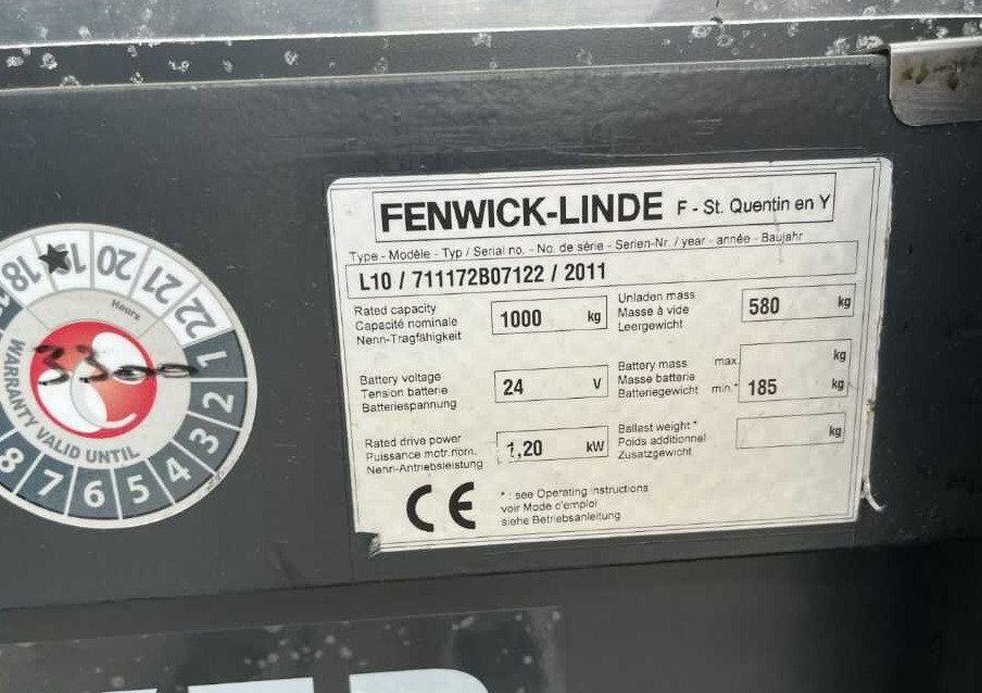 Linde L10 - Emelőtargoncá: 4 kép. Linde L10 - Emelőtargoncá: 4 kép.