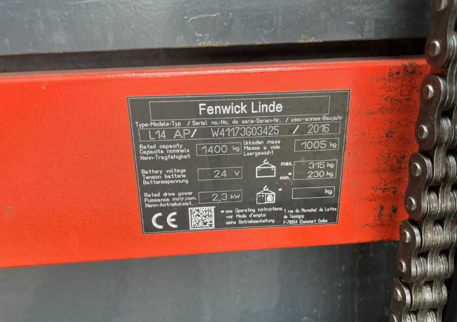 Linde L14LAP - Emelőtargoncá: 4 kép. Linde L14LAP - Emelőtargoncá: 4 kép.
