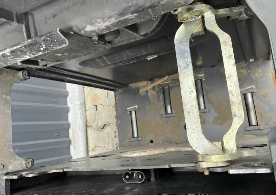 Linde N20 - Komissiózó targoncá: 5 kép. Linde N20 - Komissiózó targoncá: 5 kép.