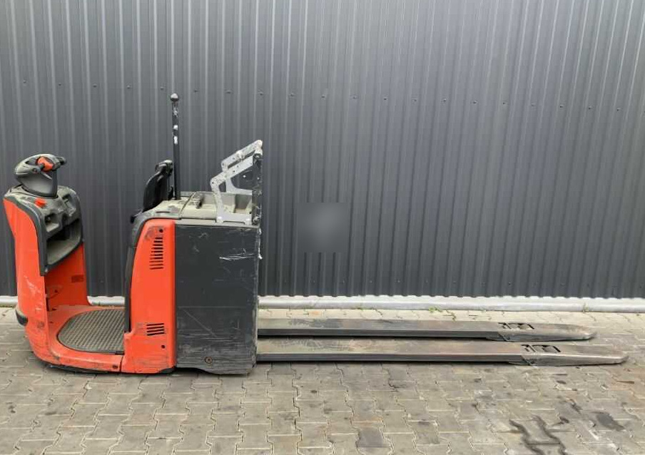 Linde N20 - Kézi raklapemelő: 2 kép. Linde N20 - Kézi raklapemelő: 2 kép.