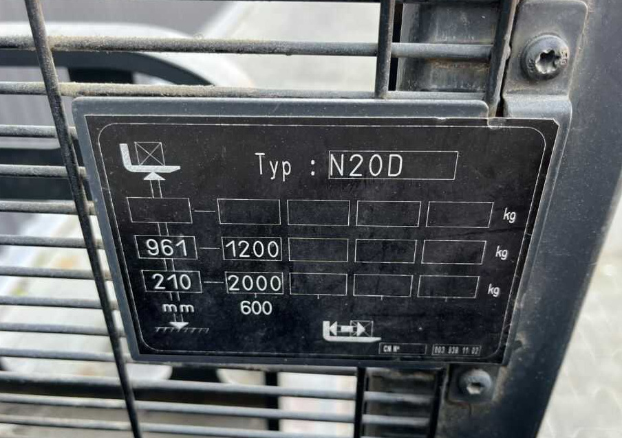 Linde N20D - Komissiózó targoncá: 5 kép. Linde N20D - Komissiózó targoncá: 5 kép.