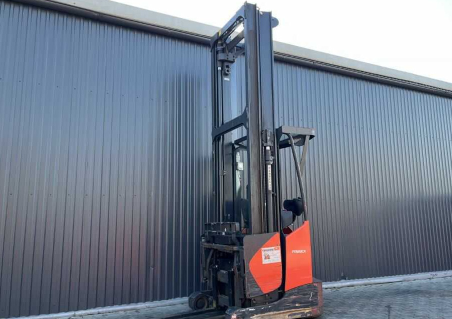 Linde R14X - Tolóoszlopos targoncá: 1 kép. Linde R14X - Tolóoszlopos targoncá: 1 kép.